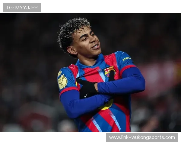 巴萨中场失控问题加剧，体系稳定性面临考验