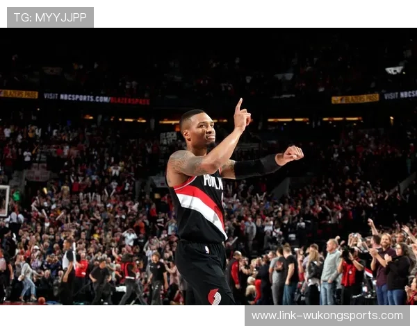 利拉德挡拆拉开空间助攻提升开拓者核心效率